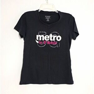 Metro by T-Mobile 5G Women's Black V-Neck Graphic T-Shirt